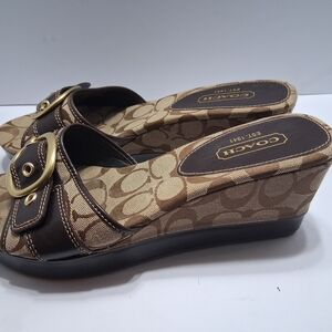 Coach Signature Gretta Wedge Sandals White/Brown with Brass Buckle Size 11 M
